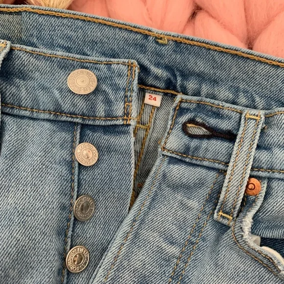 Levis Wedgie Jeans - Picture 7 of 8
